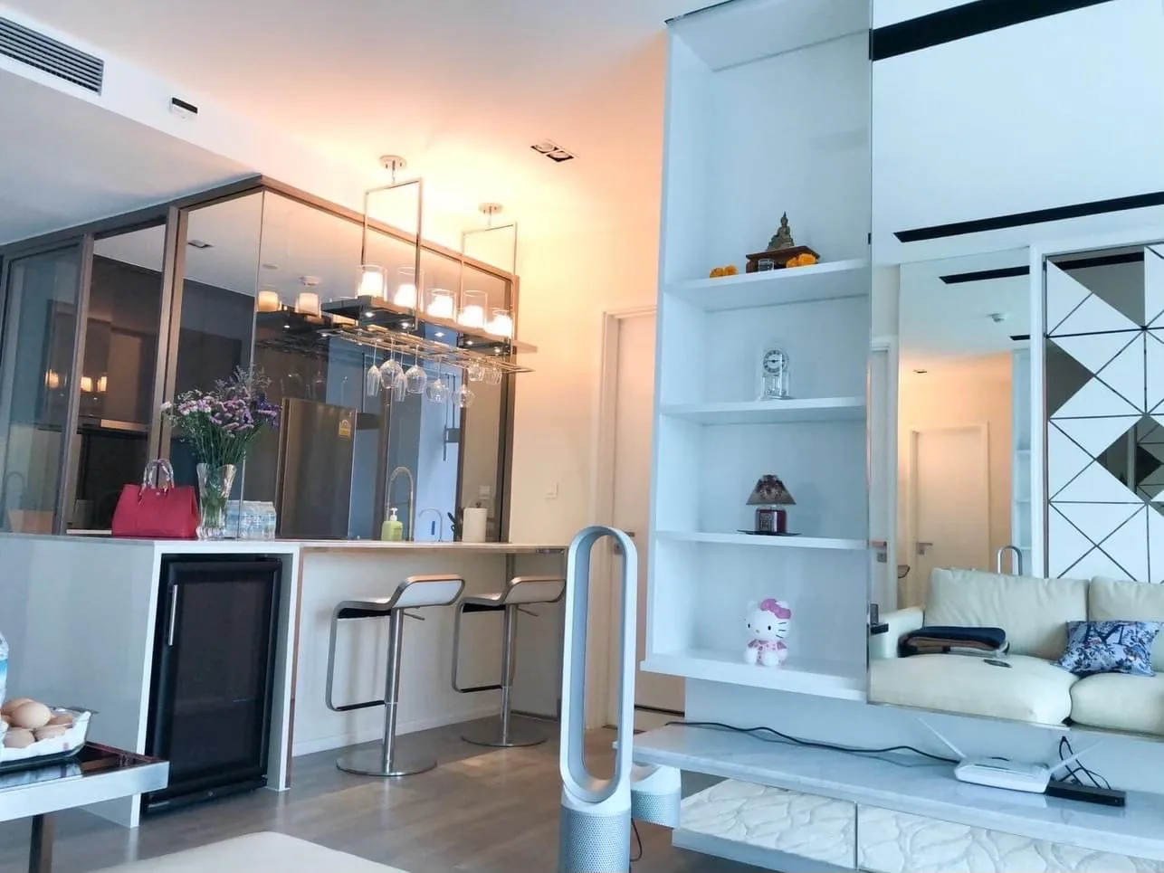 Property photos for The Room Sukhumvit 69