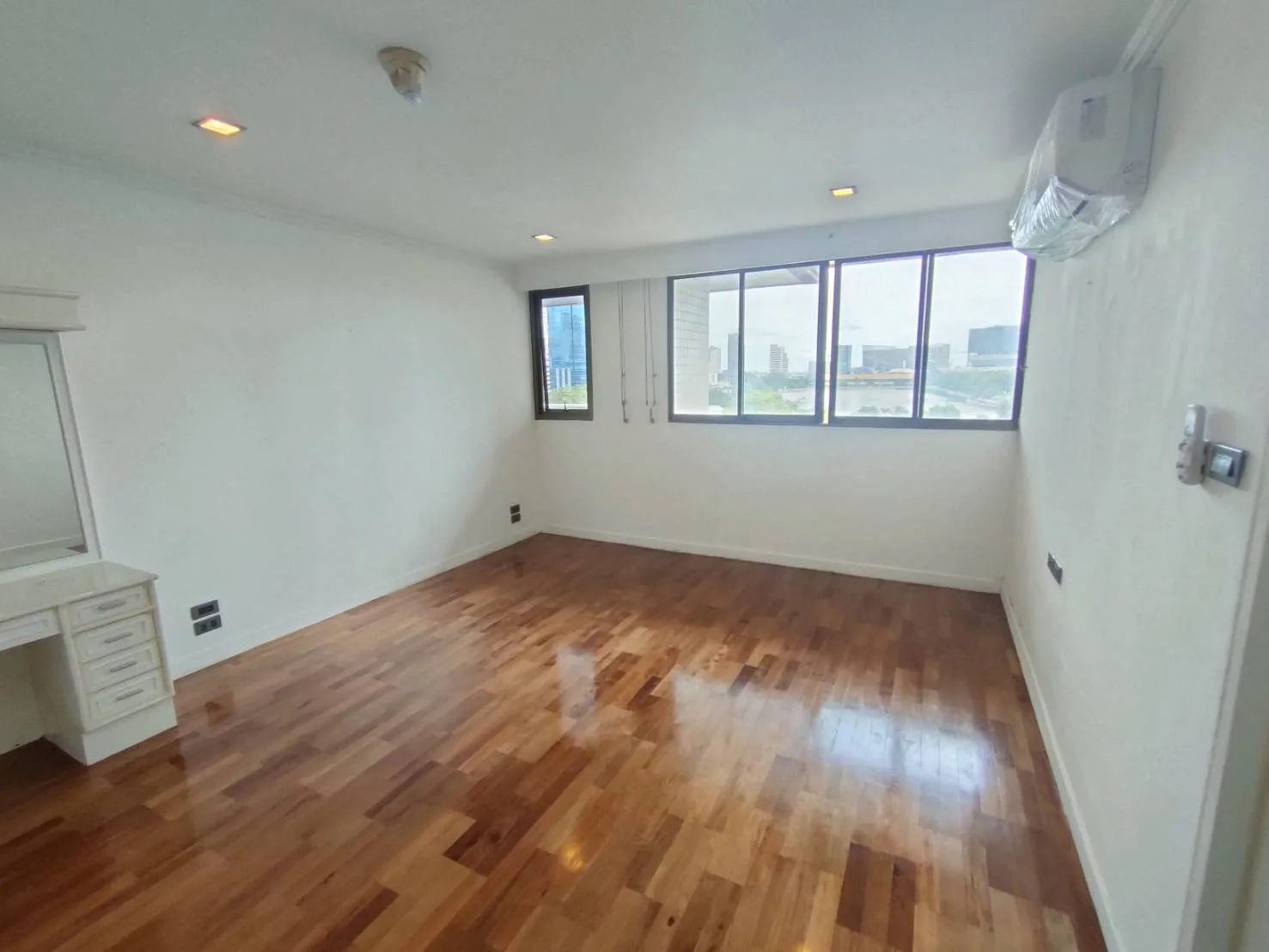 Property photos for Bangkapi Mansion