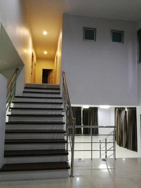 Property photos for Arena Garden Onnut 44