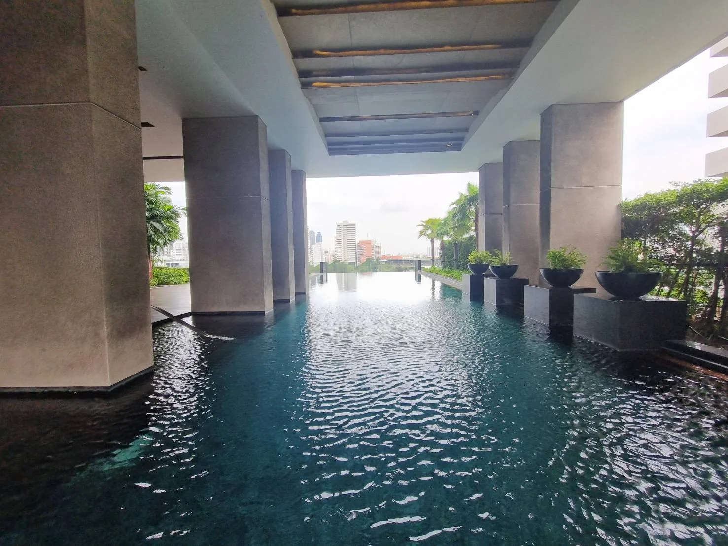 Property photos for 185 Rajadamri