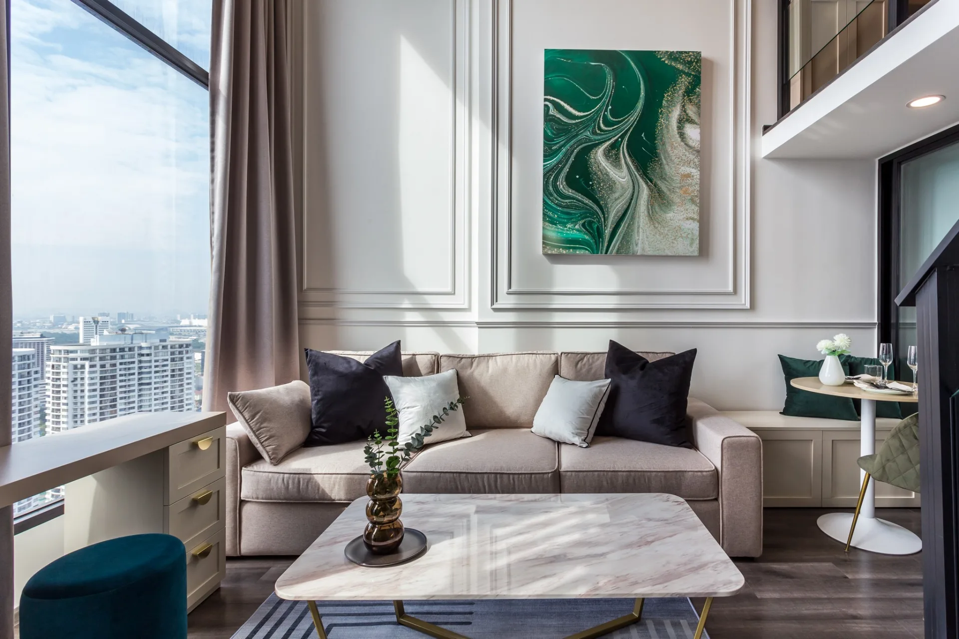 Property photos for Knightsbridge Space Ratchayothin