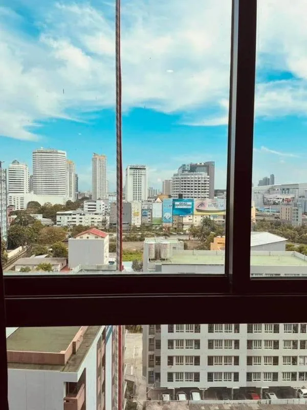 Property photos for The Room Sukhumvit 21