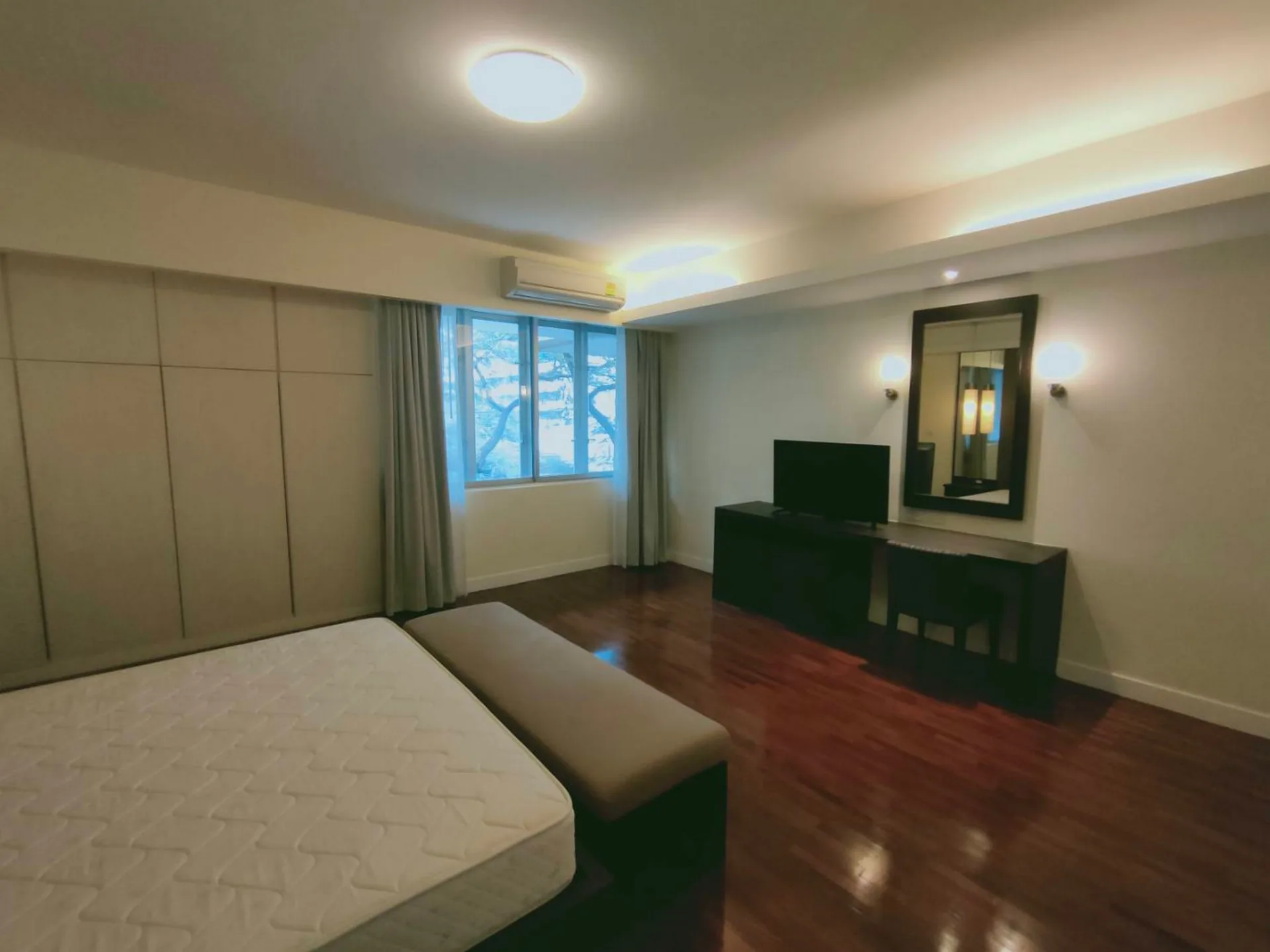 Property photos for Krystal Court
