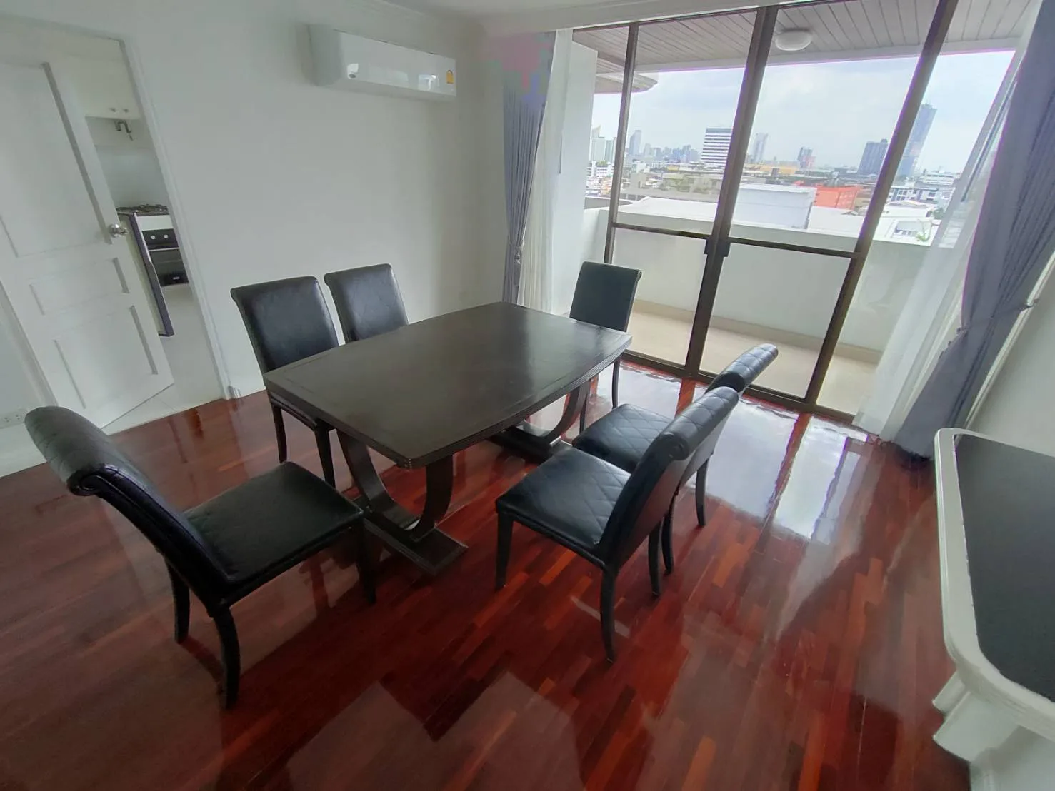 Property photos for Tipamas Mansion