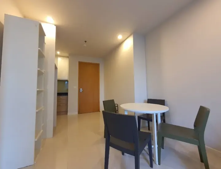 Property photos for Circle Condominium