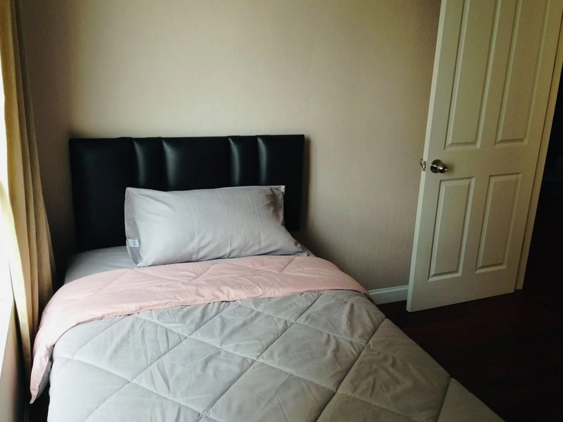 Property photos for Belle Grand Rama 9