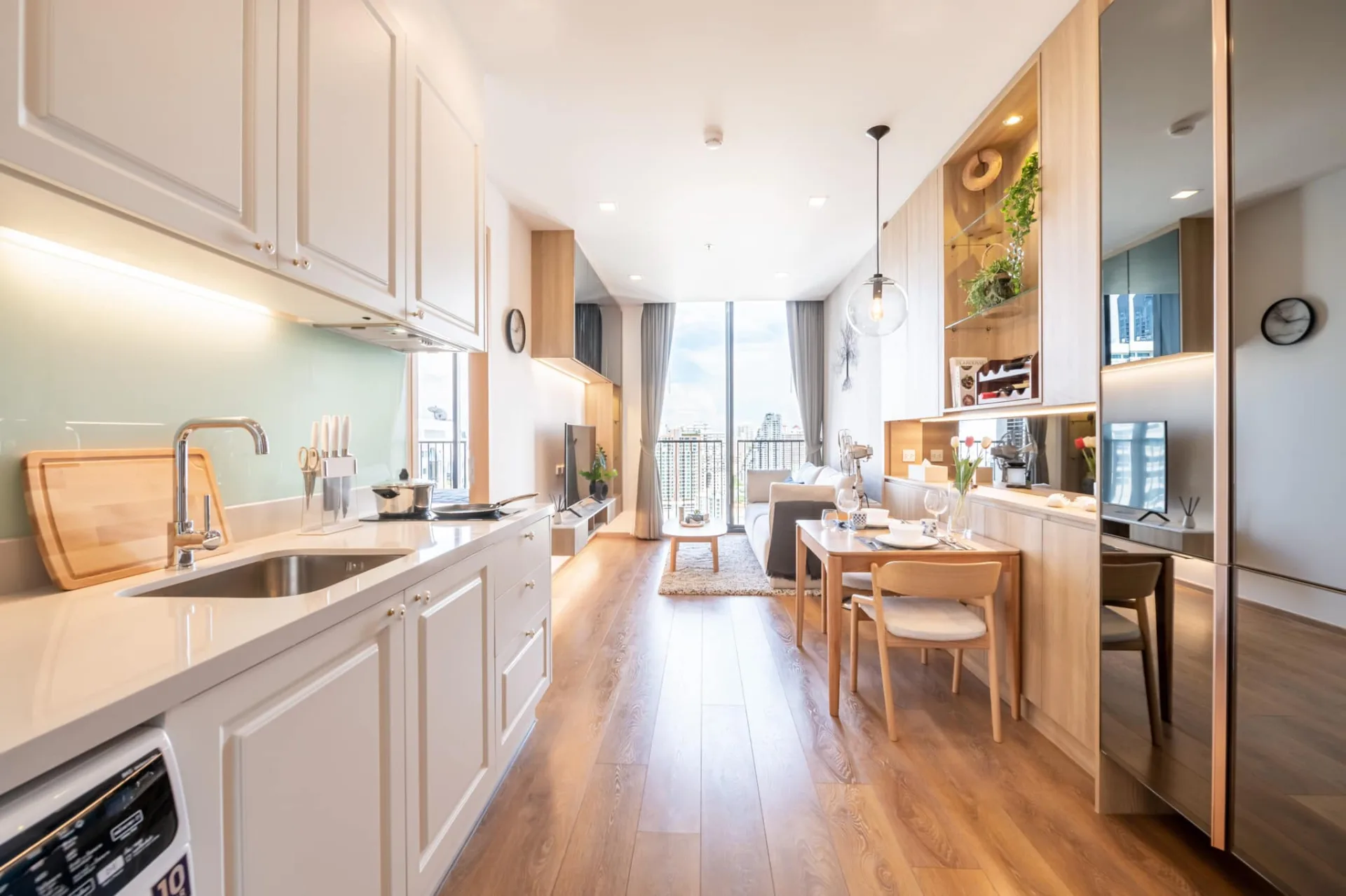 Property photos for Noble BE 33