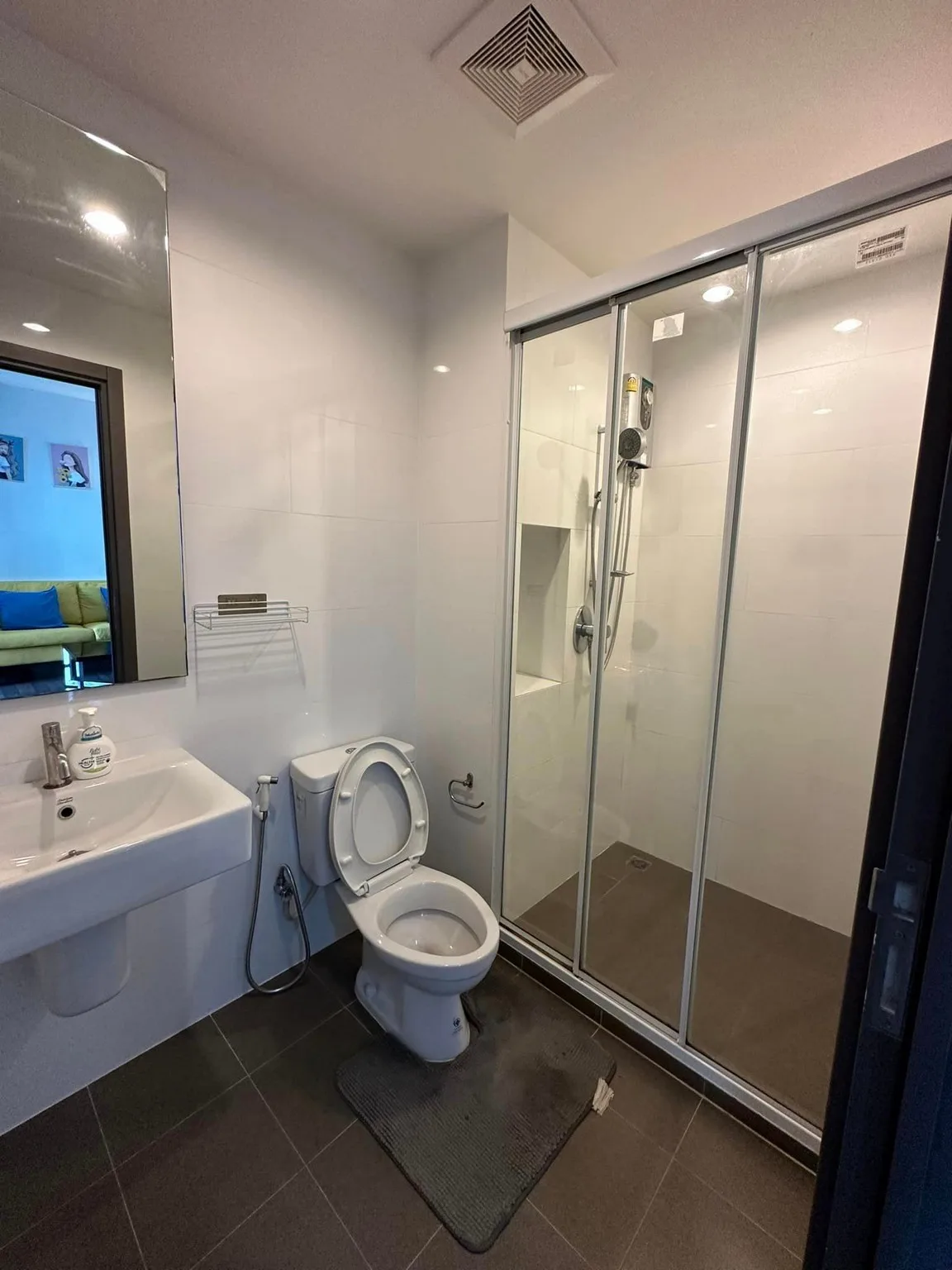 Property photos for The Base Park East Sukhumvit 77