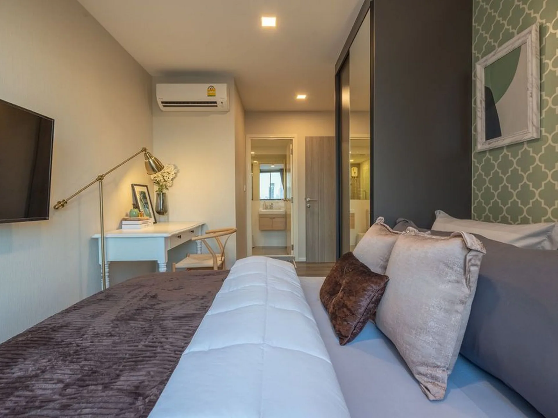 Property photos for Notting Hill Jatujak - Interchange