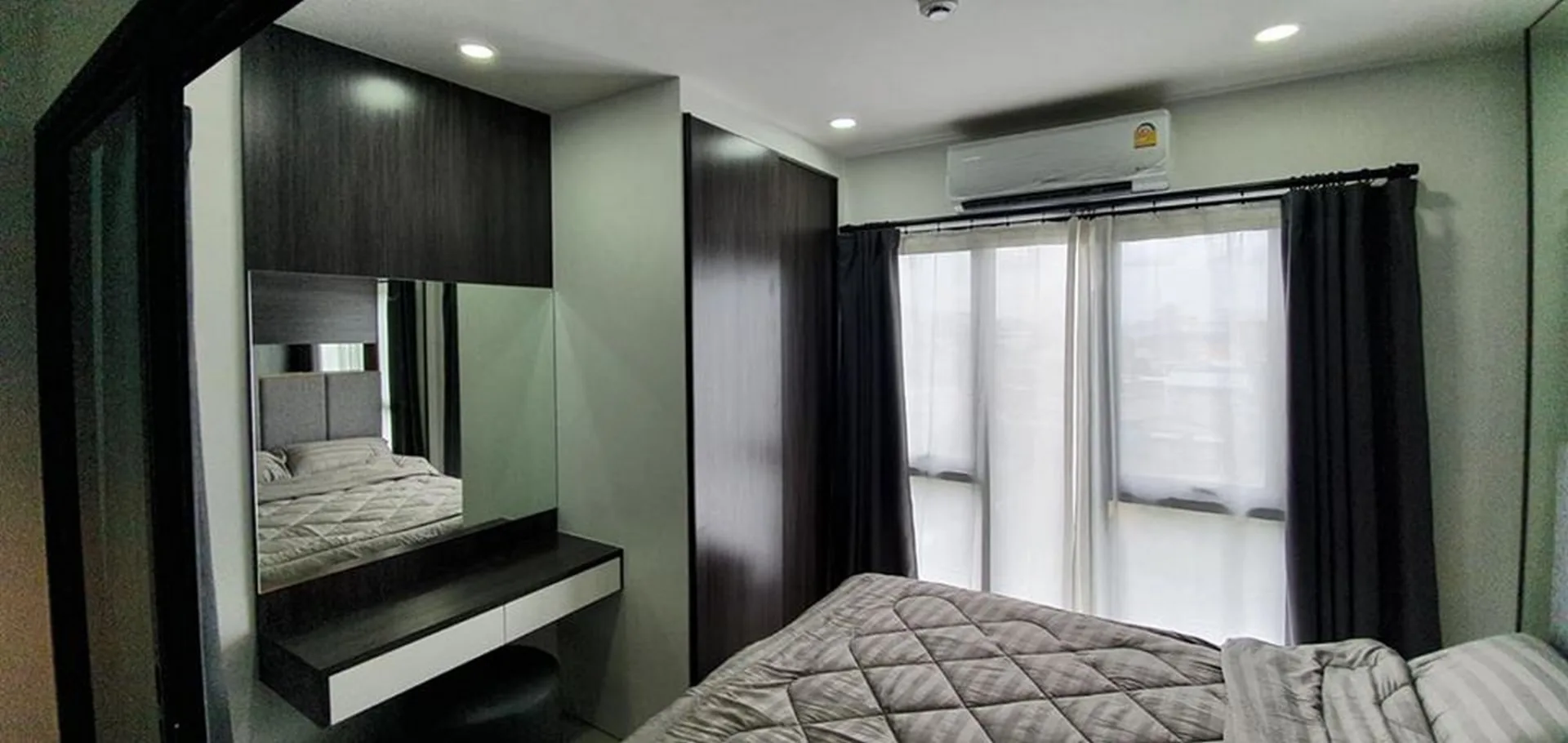 Property photos for D Mark Condo