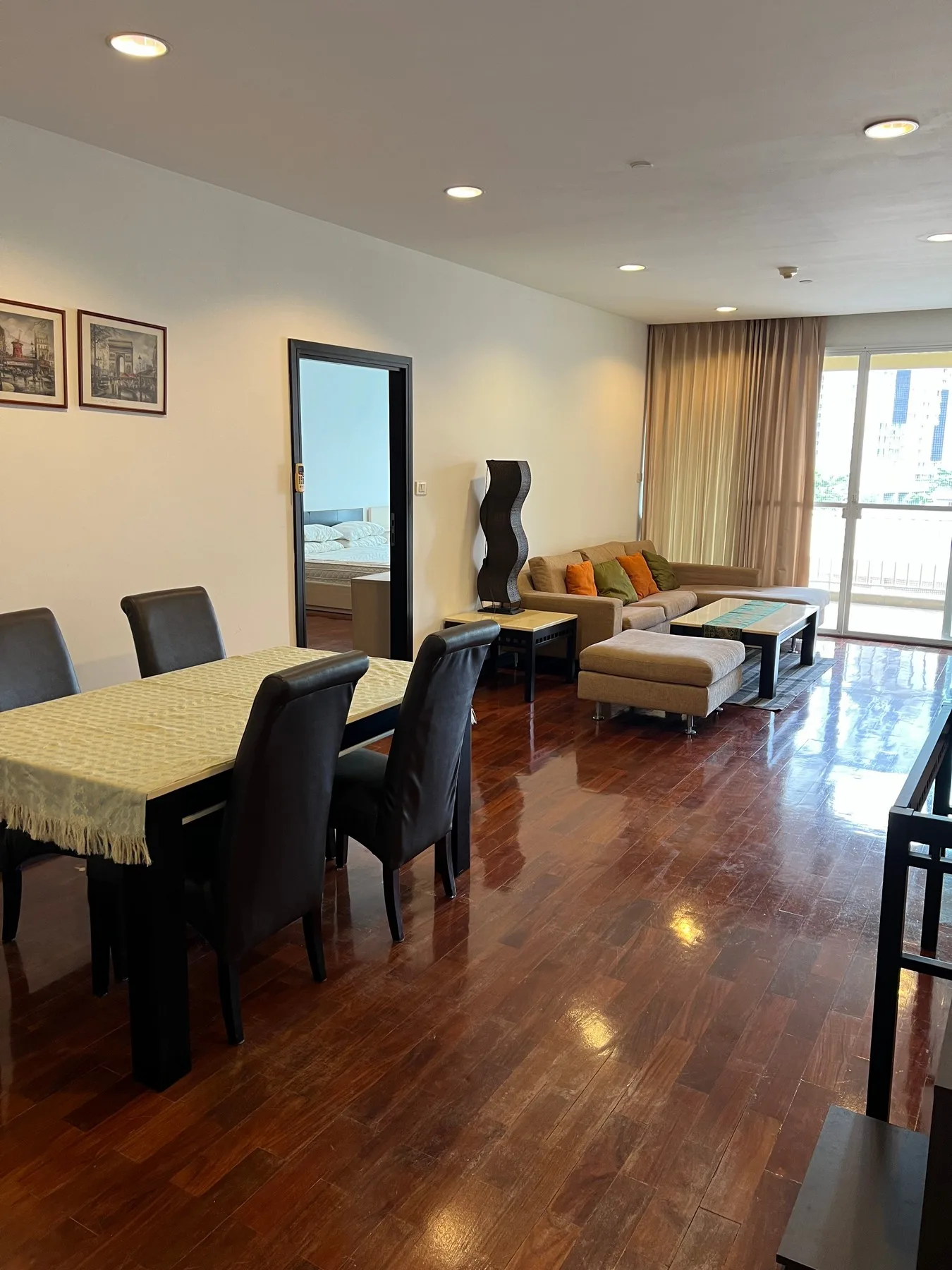 Property photos for Wilshire