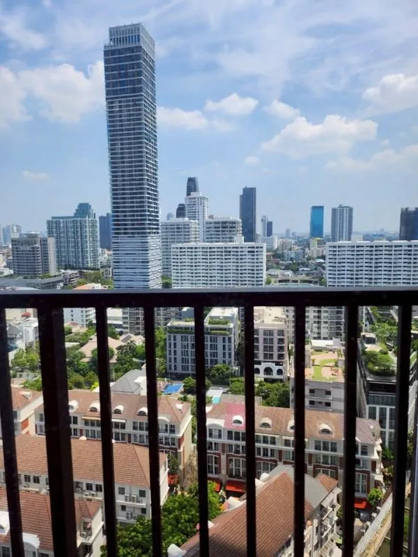 Property photos for Park Origin Thonglor