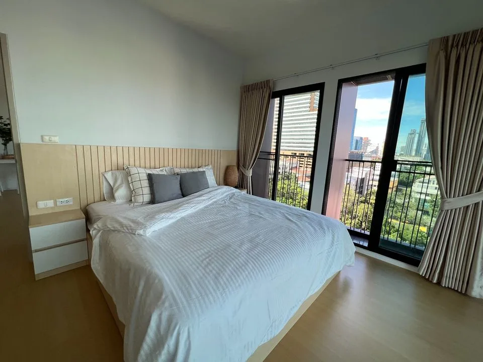 Property photos for Noble Reveal