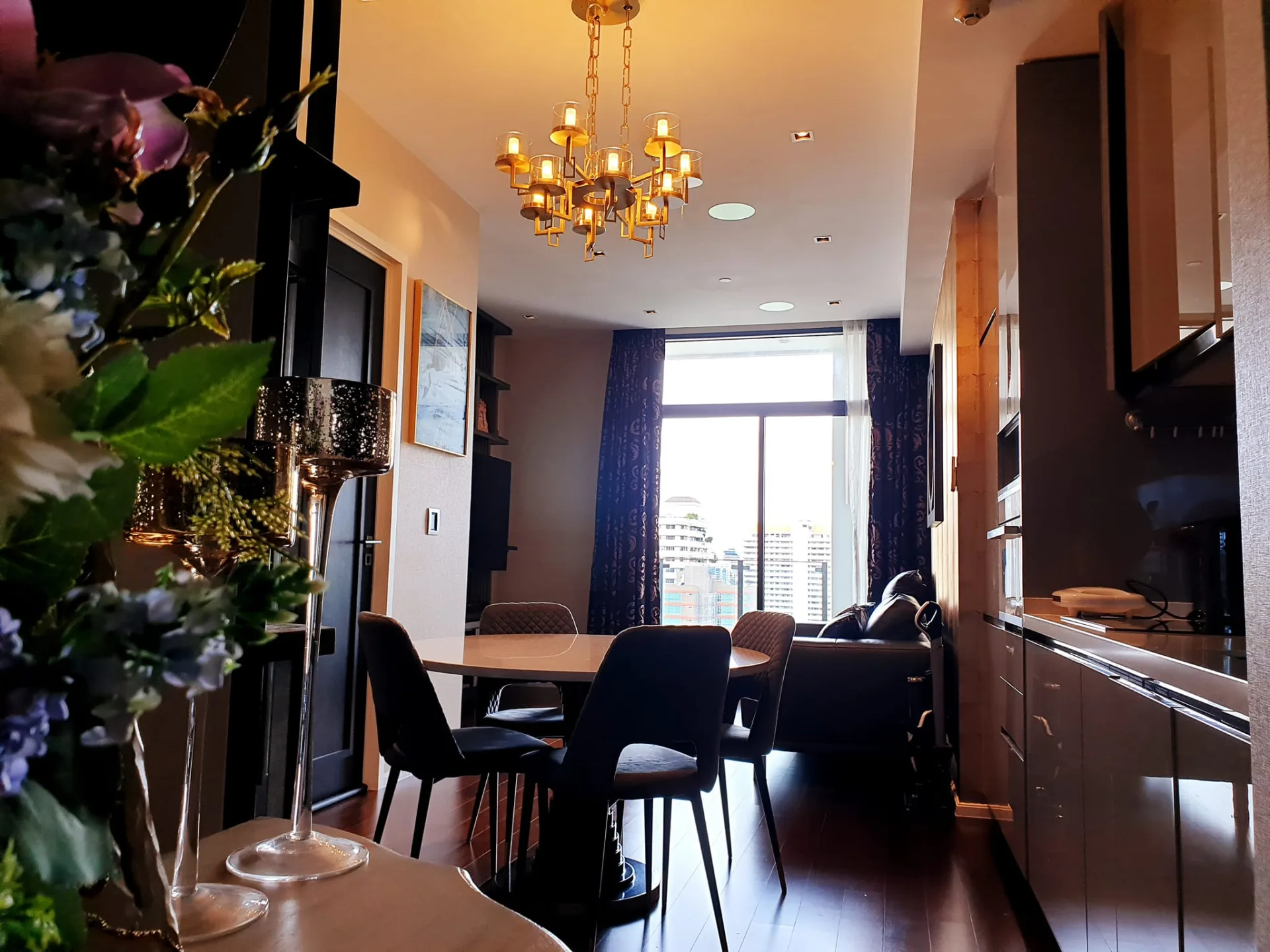 Property photos for The Diplomat 39
