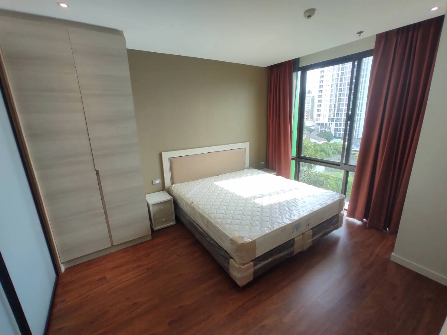 Property photos for Baan Santisuk Sukhumvit 38