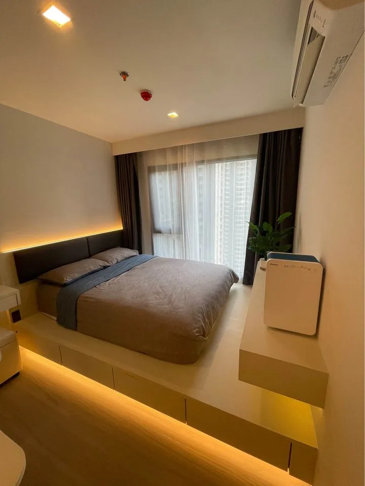 Property photos for Life Asoke Hype