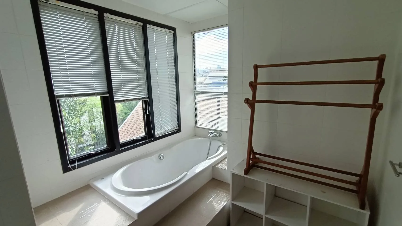 Property photos for Akradej House