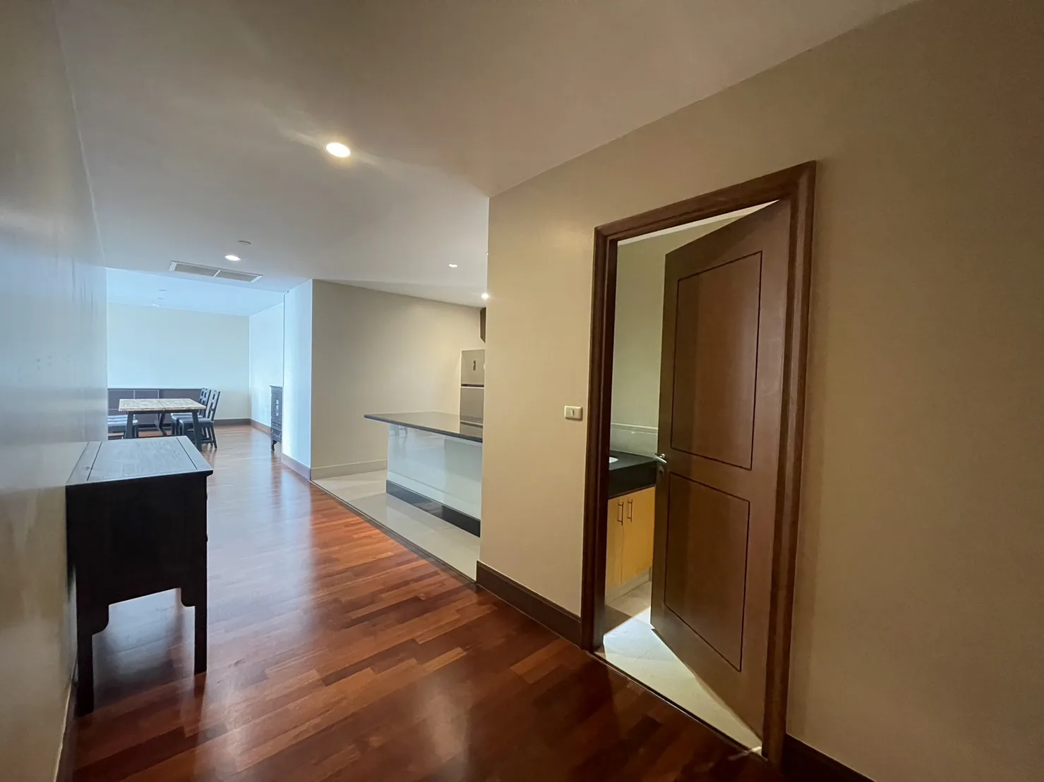 Property photos for Sky Villas Sathorn