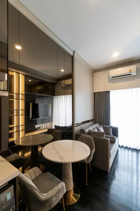 Property photos for Park Origin Thonglor