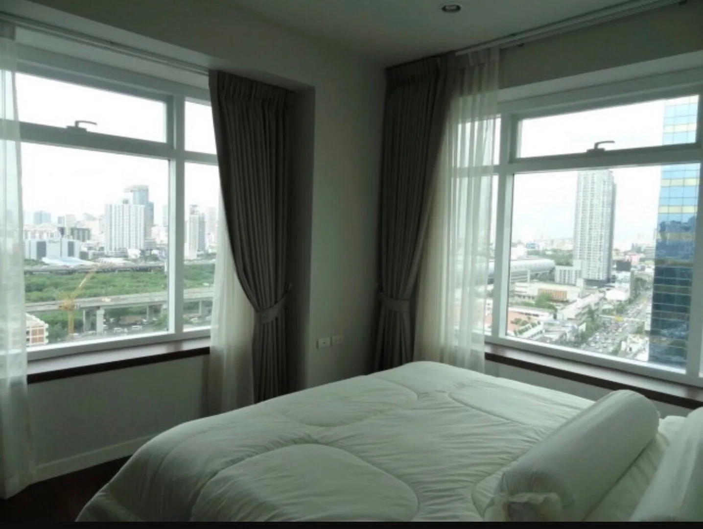 Property photos for Circle Condominium
