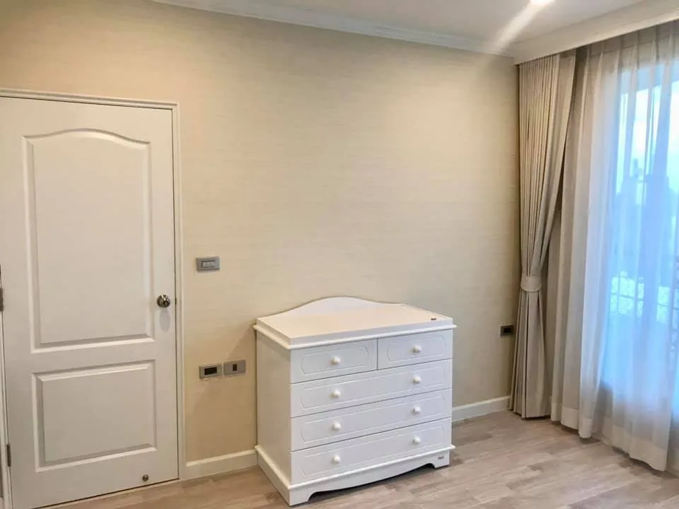 Property photos for Sathorn House