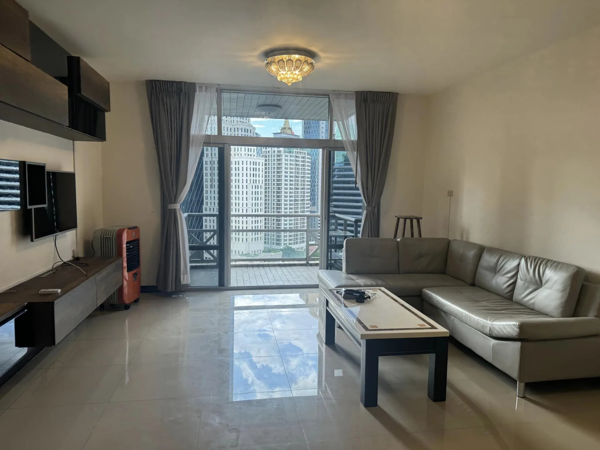 Property photos for All Season Mansion