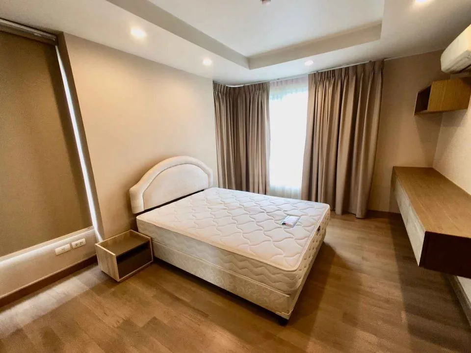 Property photos for Avenue 61