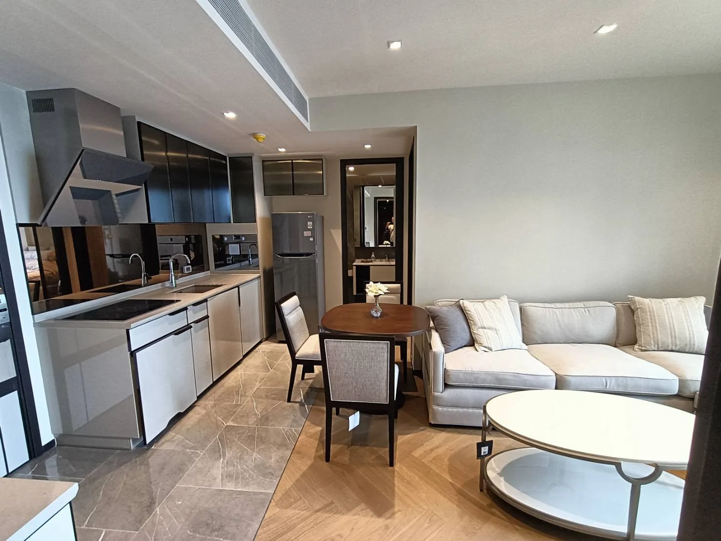 Property photos for The Reserve Sukhumvit 61
