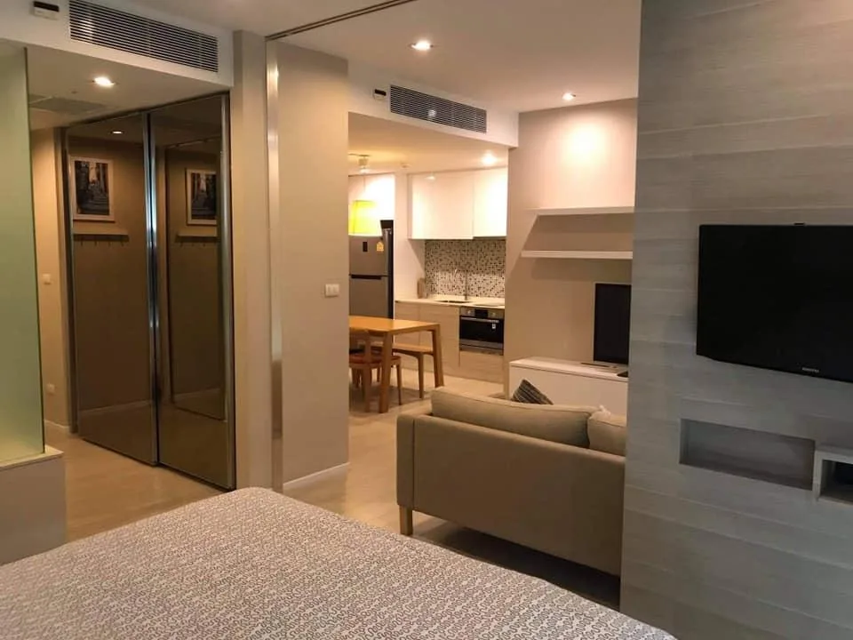 Property photos for The Room Sukhumvit 21