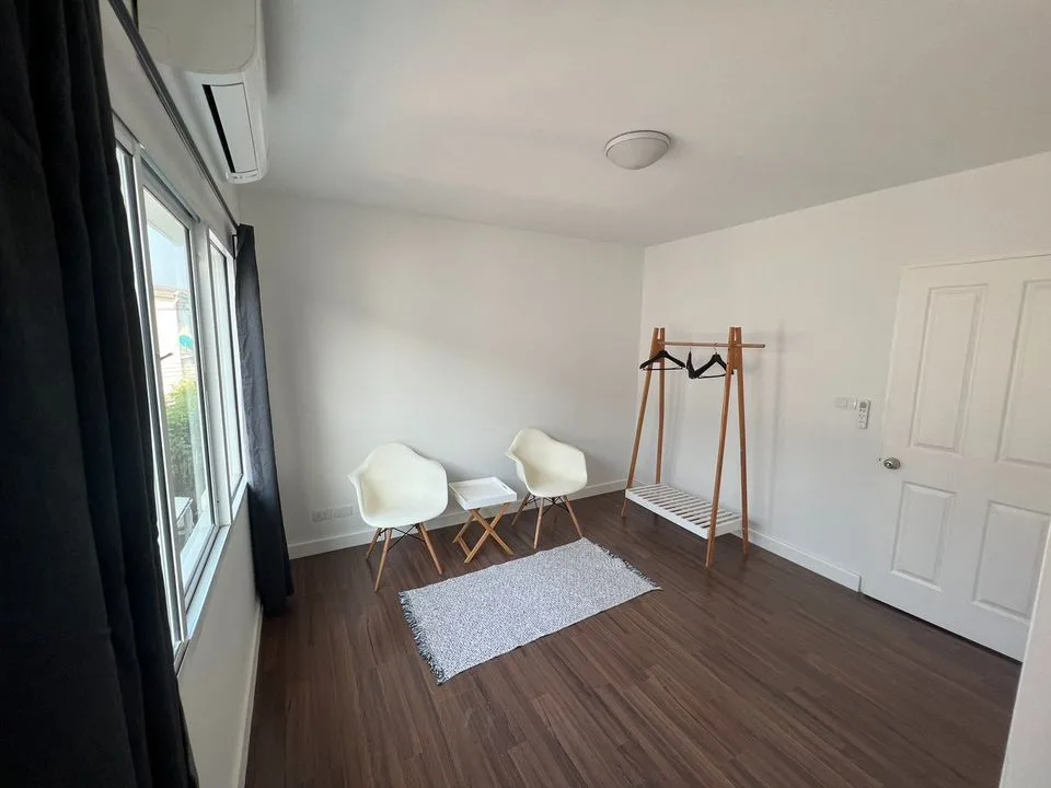 Property photos for Town Avenue Srinagarin