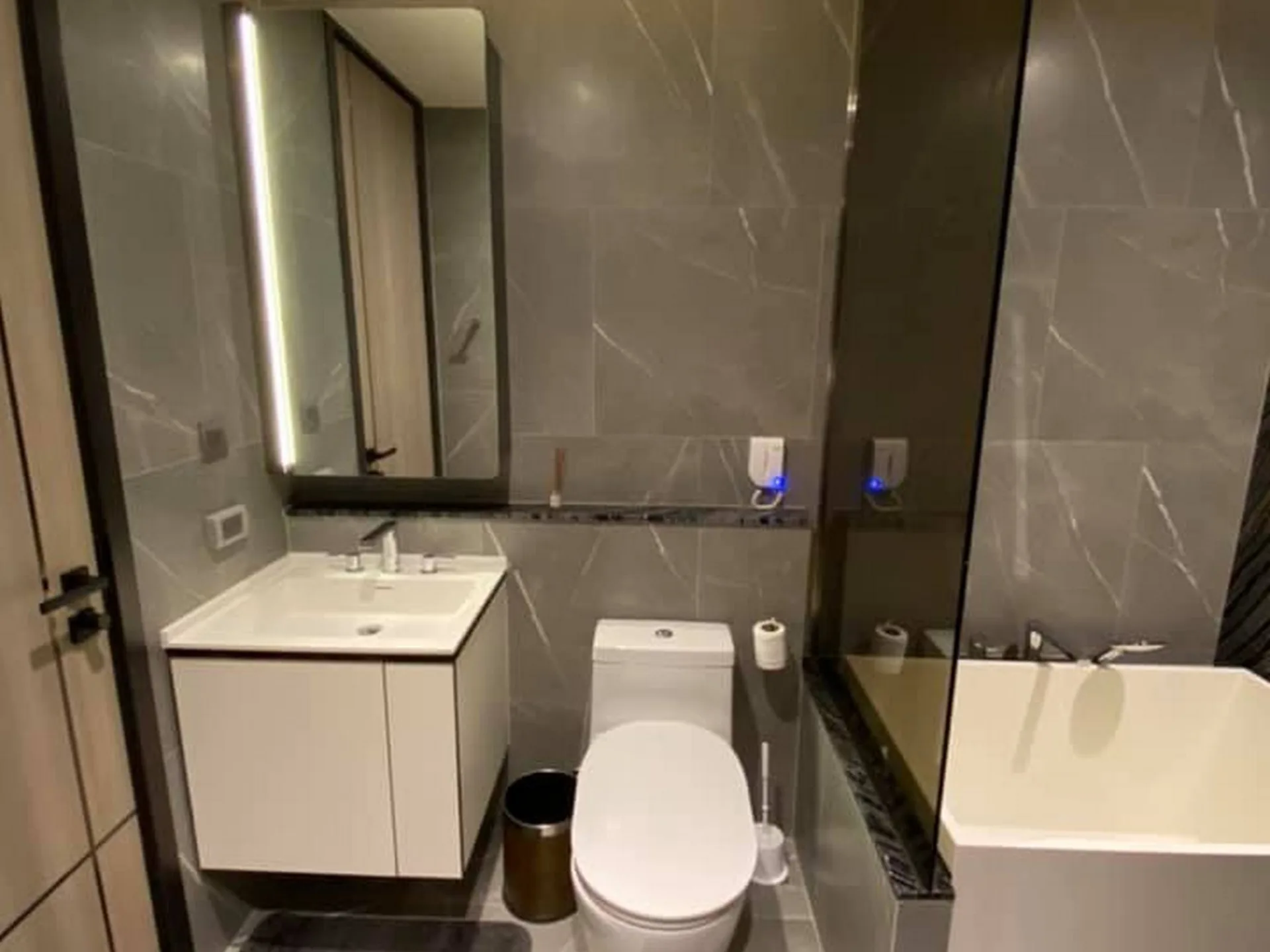 Property photos for The Reserve Sukhumvit 61