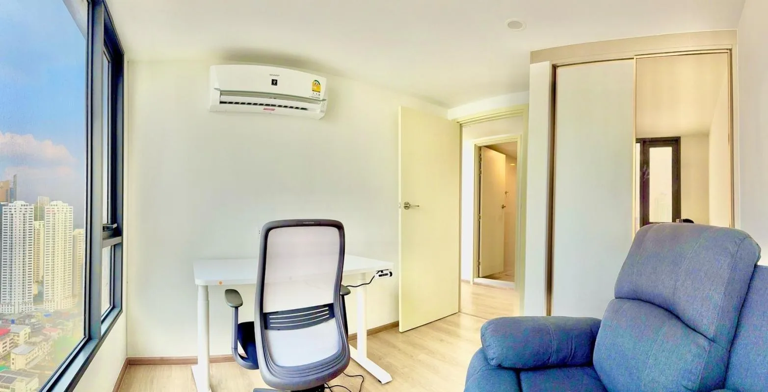Property photos for Life Rama 4 - Asoke