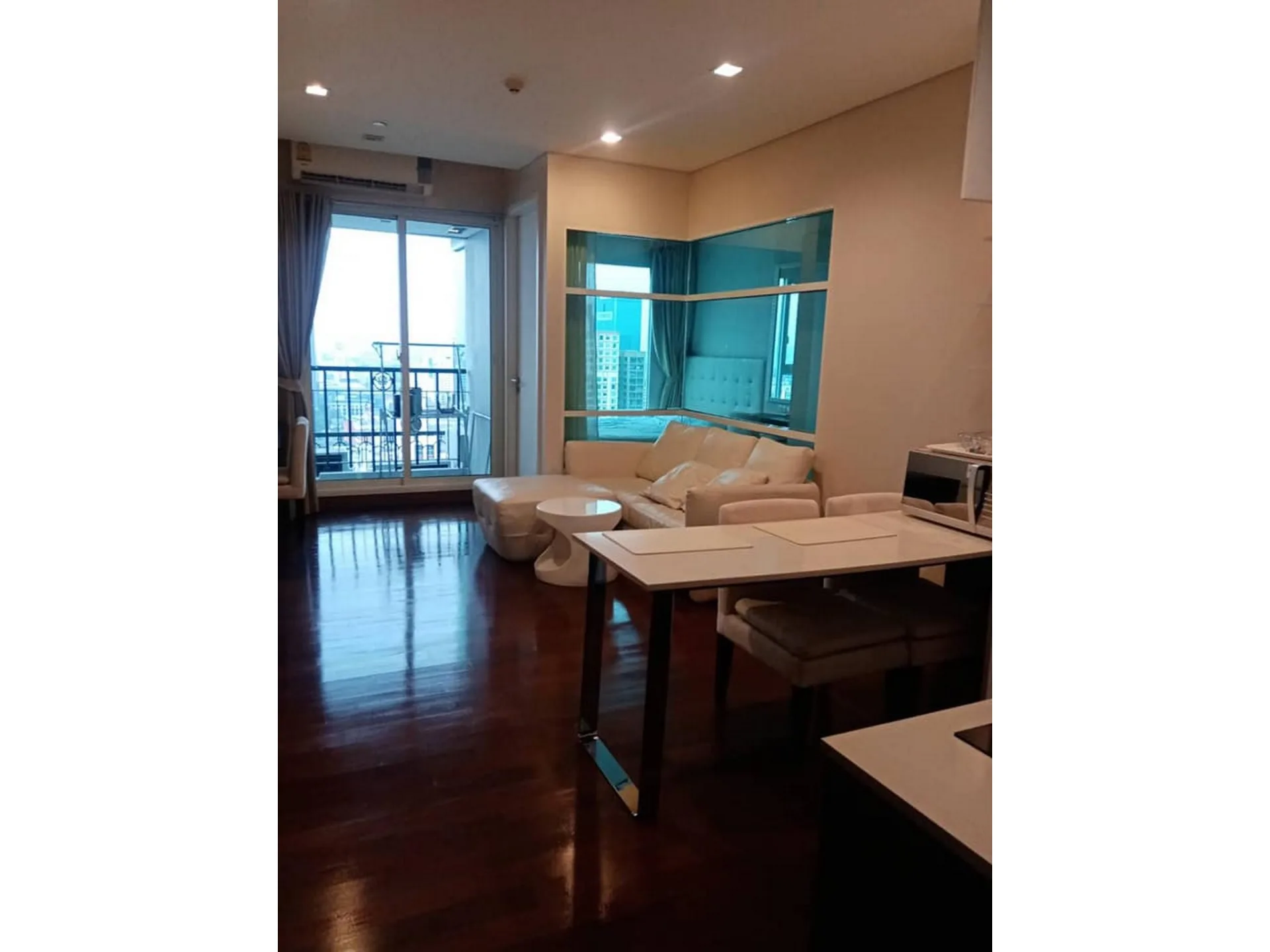 Property photos for Ivy Thonglor