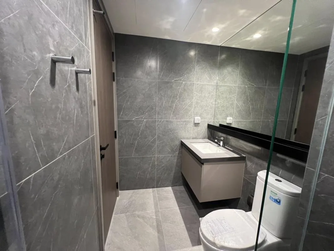 Property photos for The Extro Phayathai-rangnam