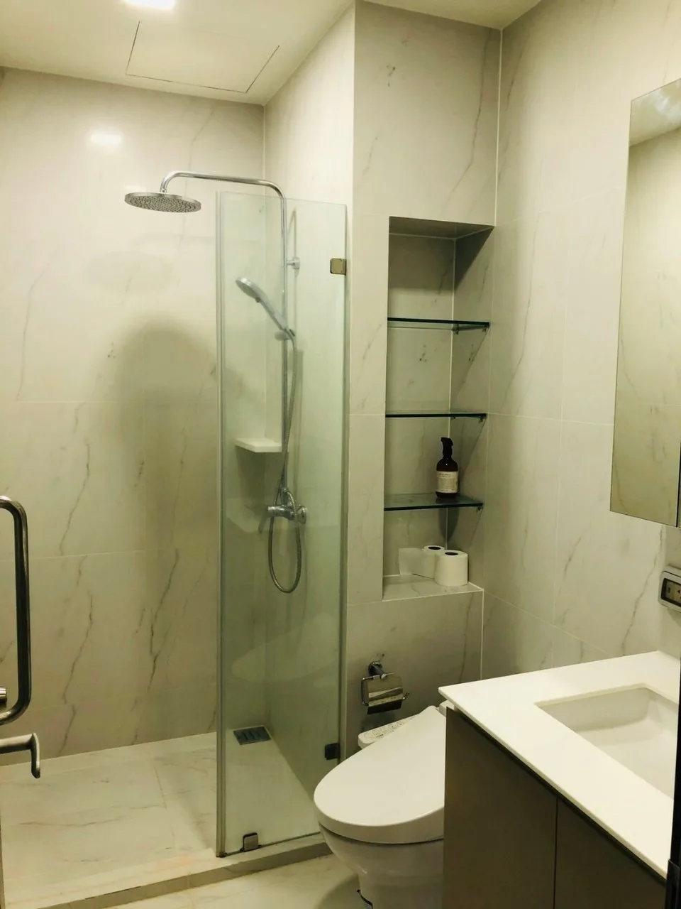 Property photos for Chewathai Residence Asoke