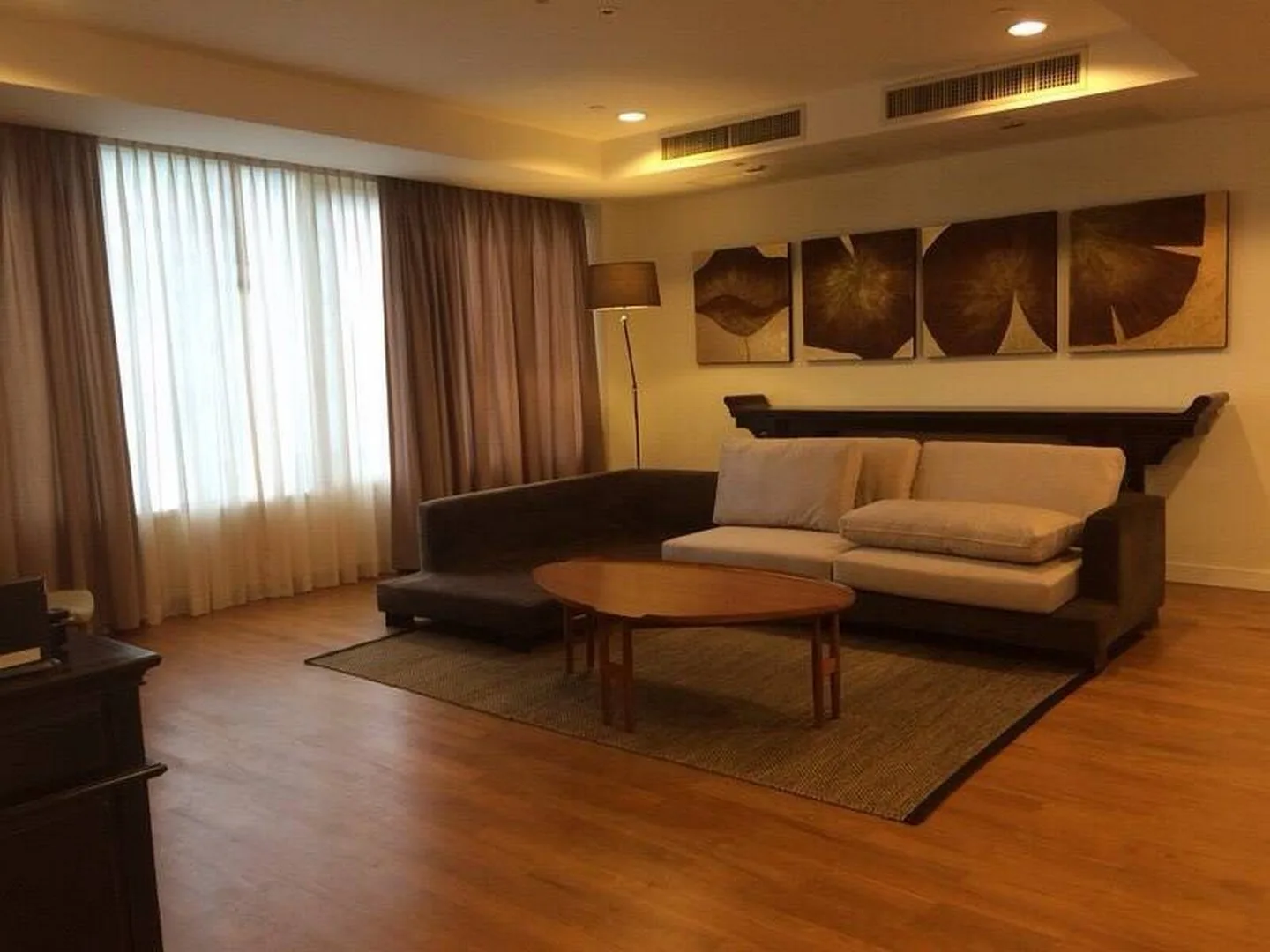 Property photos for Hampton Thonglor 10