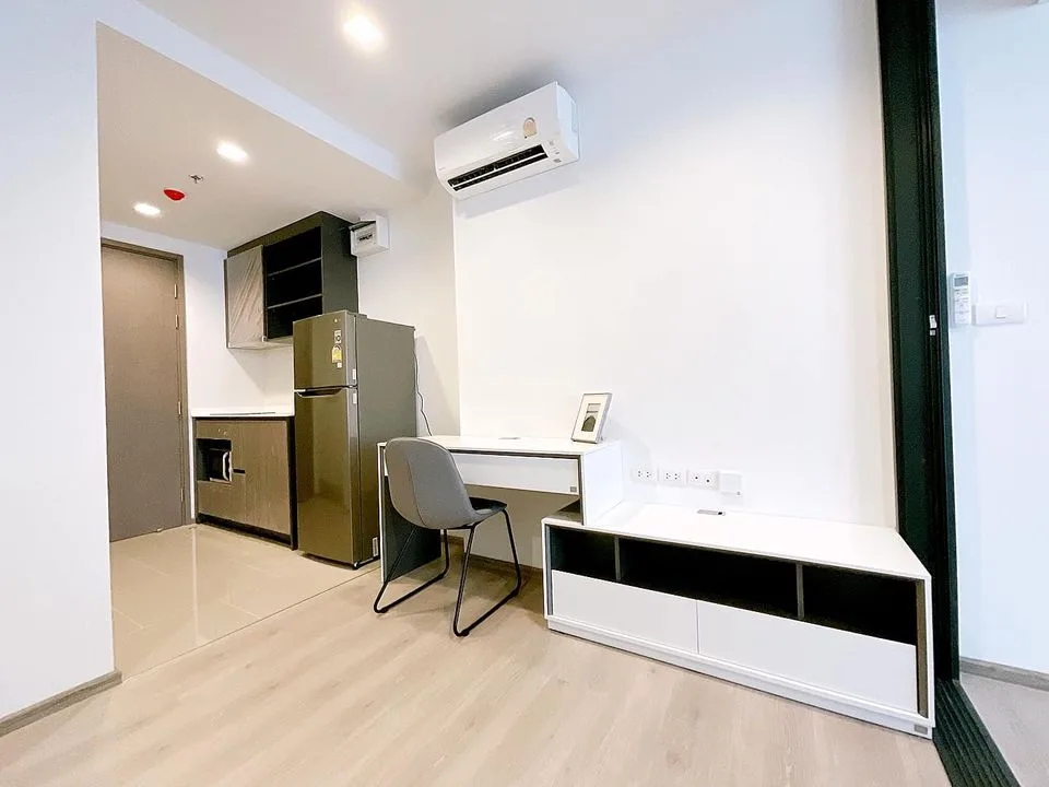 Property photos for THE LINE Phahonyothin Park