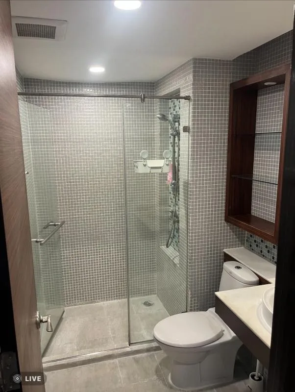 Property photos for Avenue 61