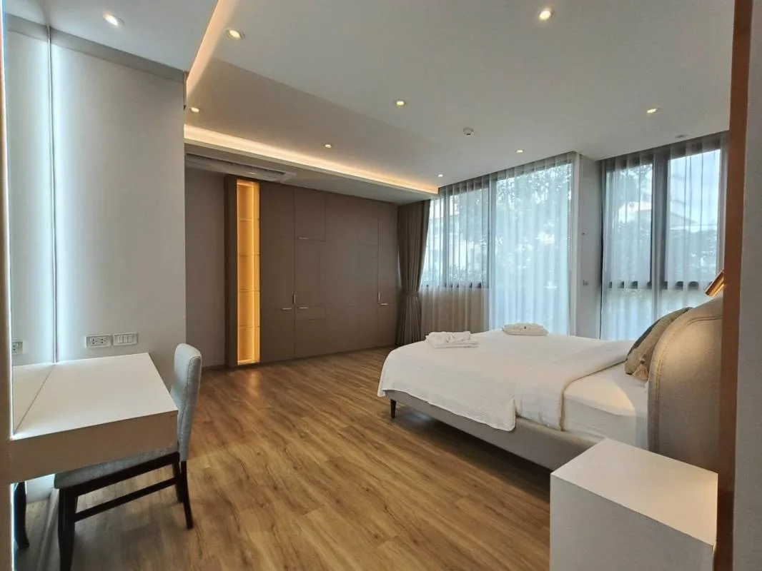 Property photos for Bearing Residence