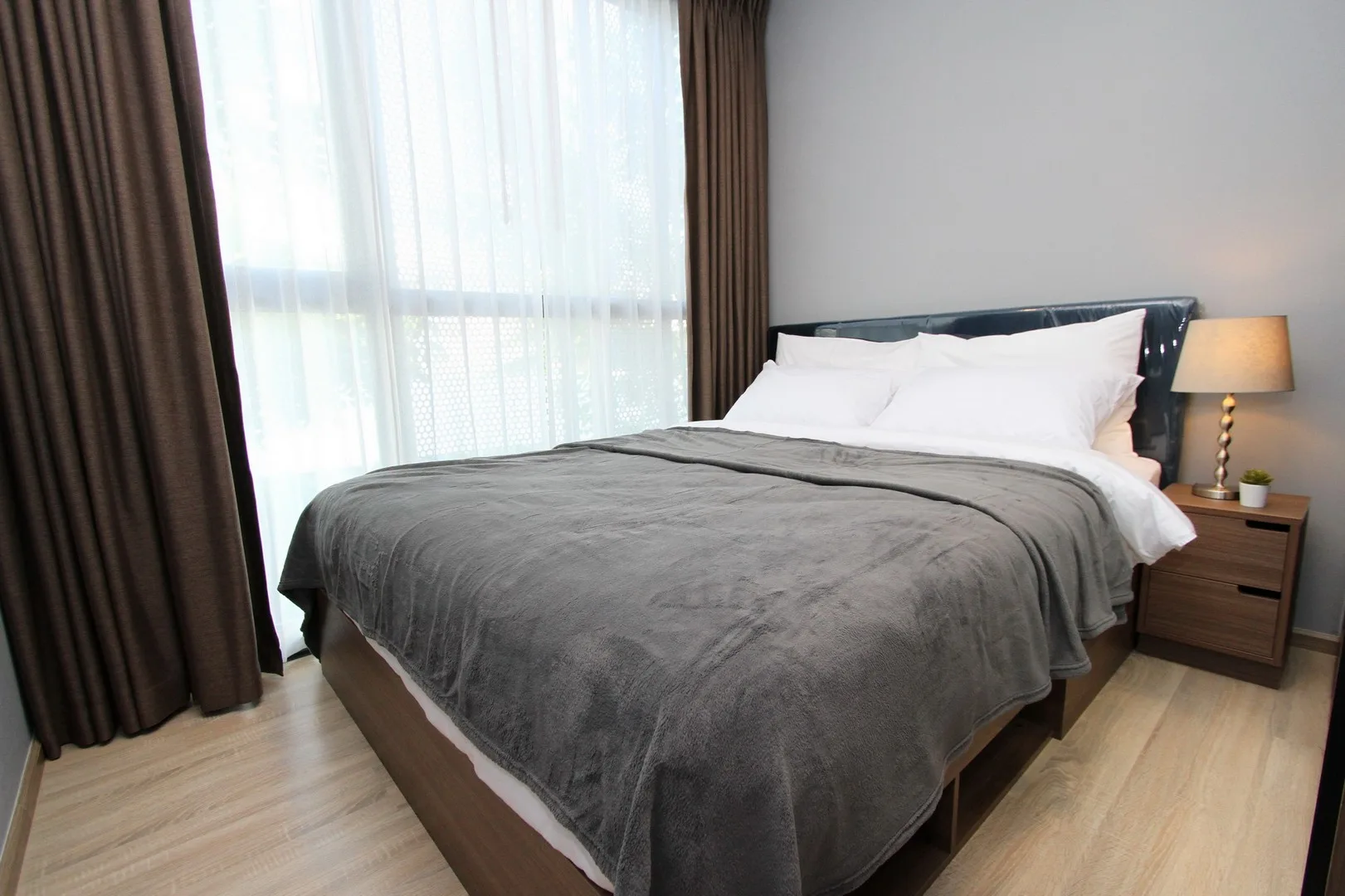 Property photos for Taka Haus Ekamai 12