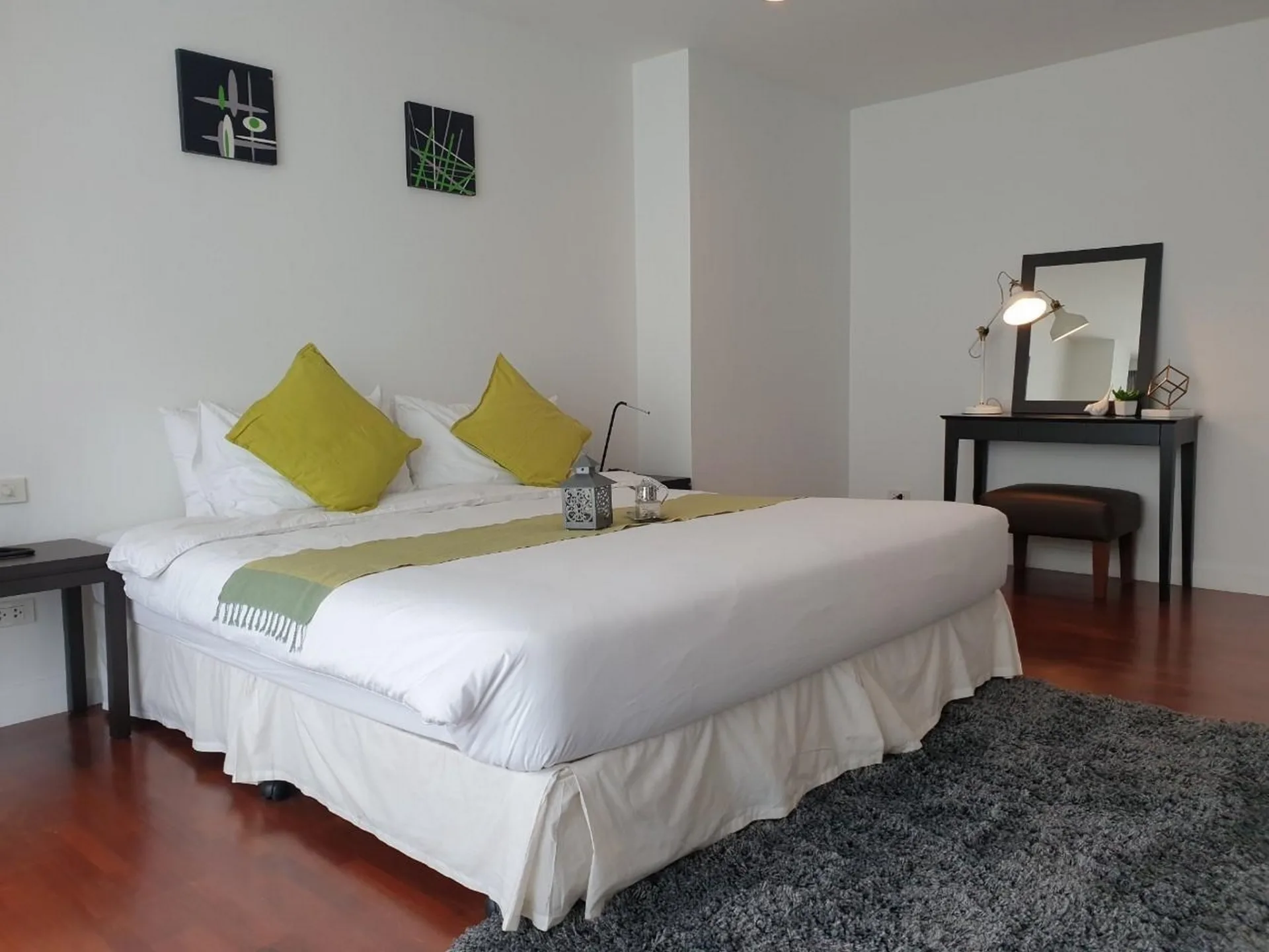 Property photos for Sathorn Gallery Residences
