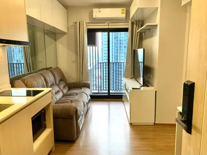 Property photos for Metris Rama 9-ramkhamhaeng