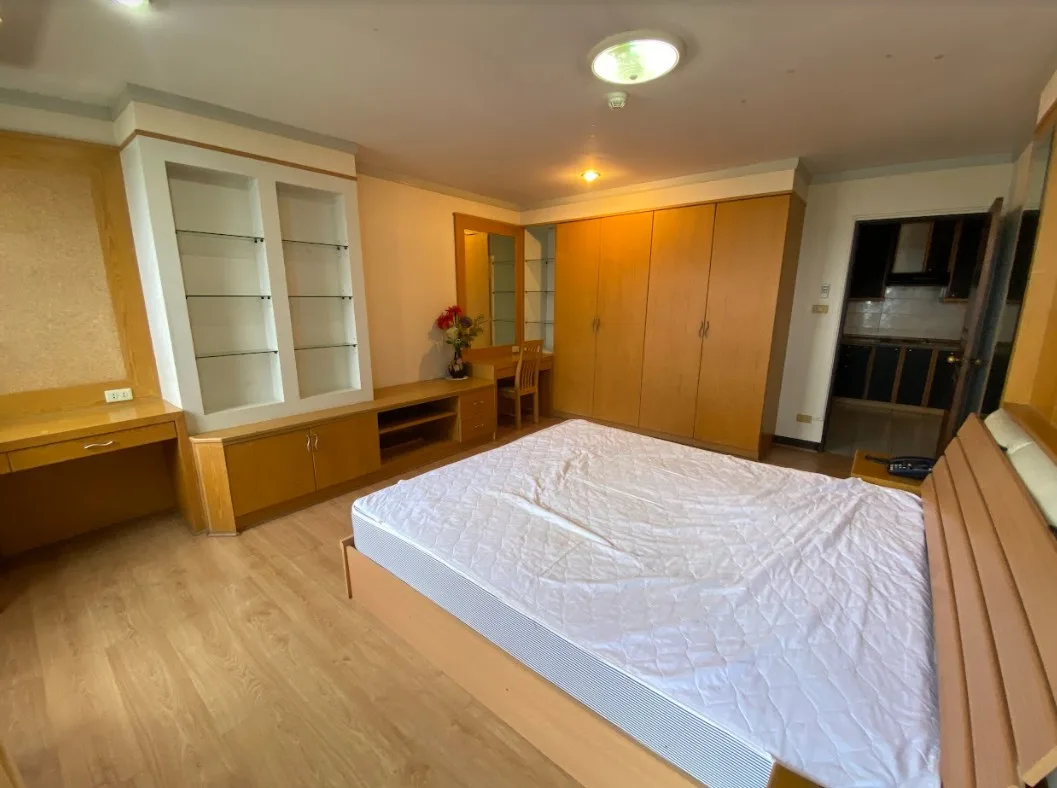 Property photos for Supalai Place
