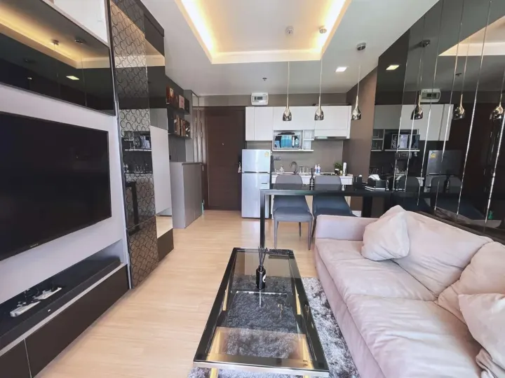 Property photos for Thru Thonglor