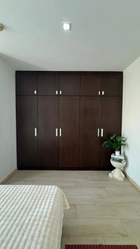 Property photos for Noble Reflex