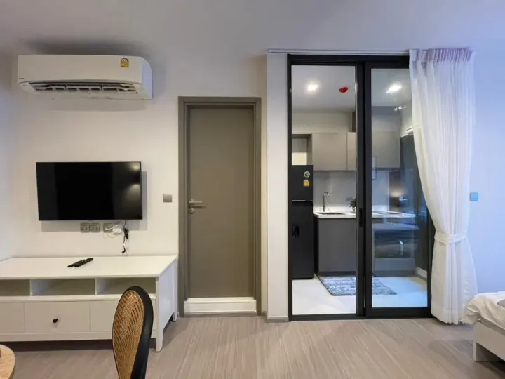 Property photos for Life Asoke Hype