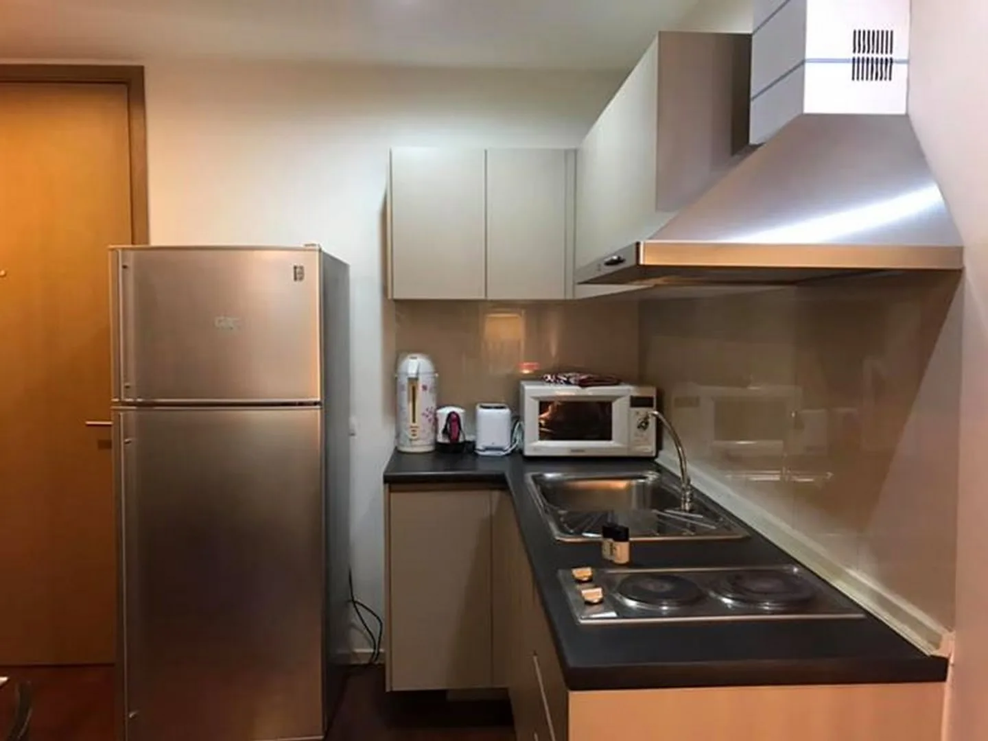 Property photos for Siri On 8