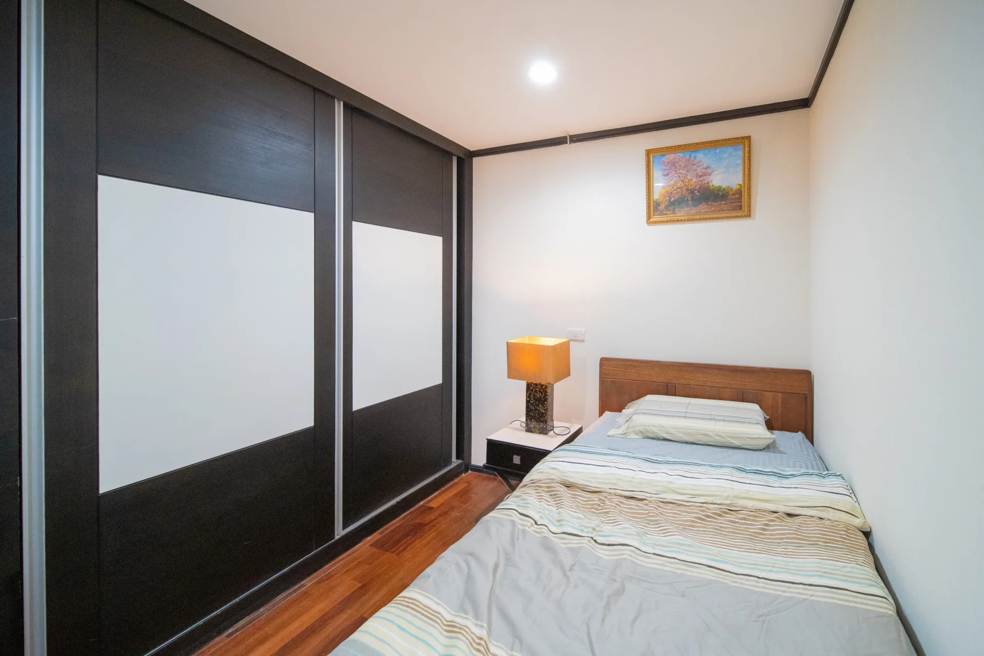 Property photos for The Waterford Diamond