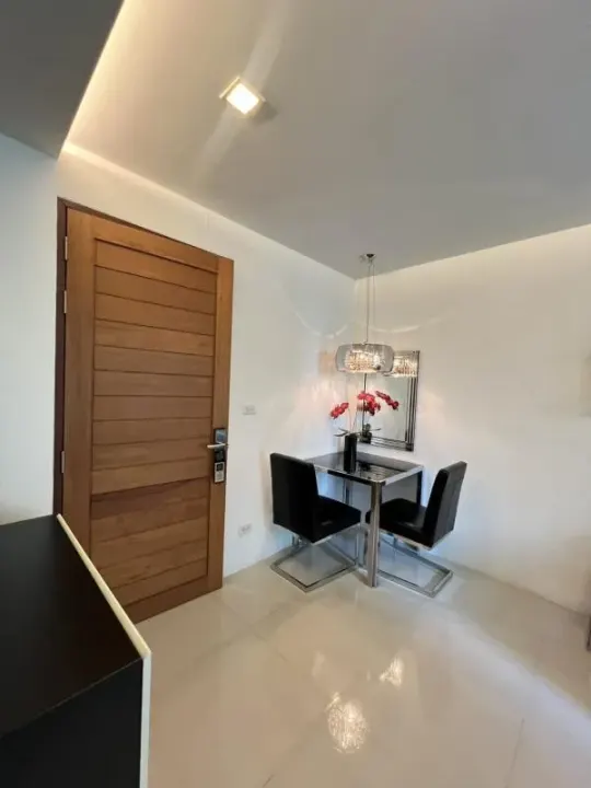 Property photos for Beverly 33