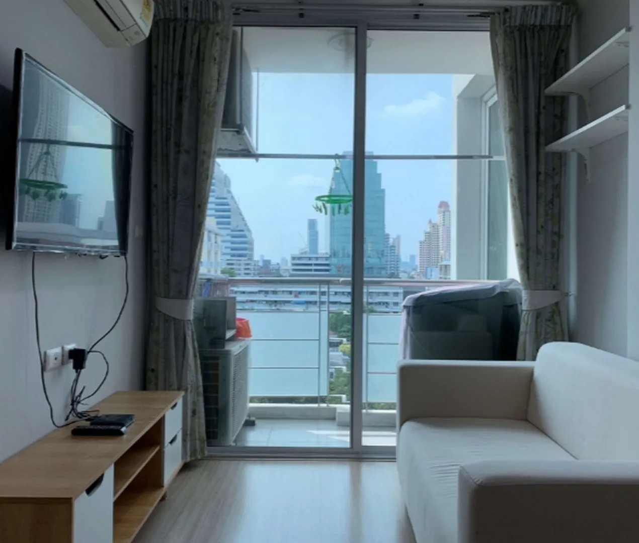 Property photos for Chateau In Town Phaholyothin 14